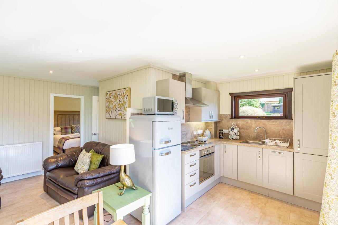 Birch 12 With Hot Tub * Newton Stewart