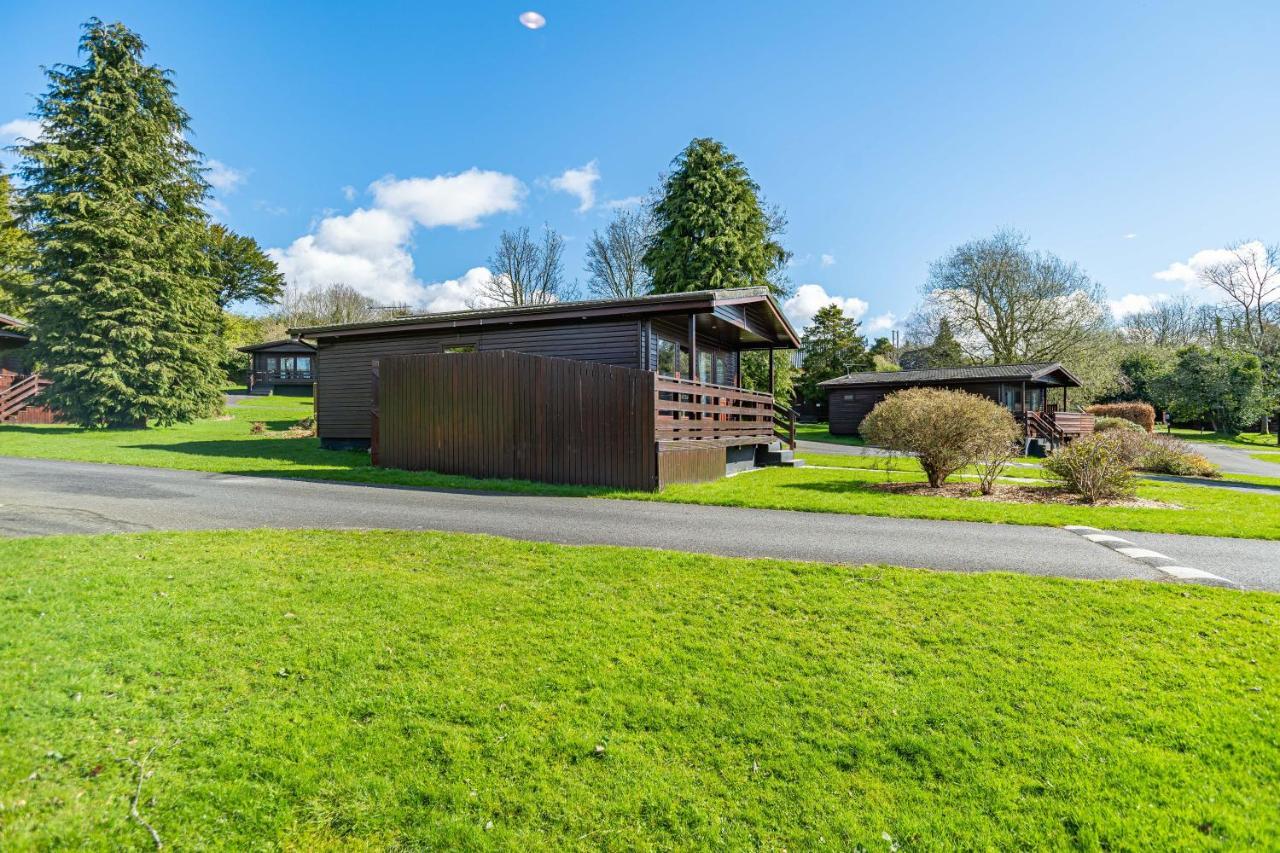 Chalet Birch 12 With Hot Tub Newton Stewart