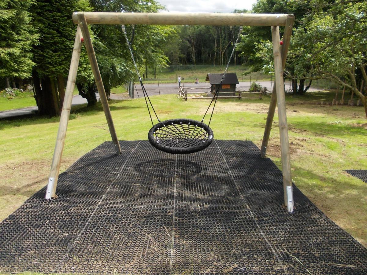 Birch 12 With Hot Tub Newton Stewart